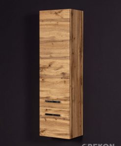 Tall storage unit in Oak